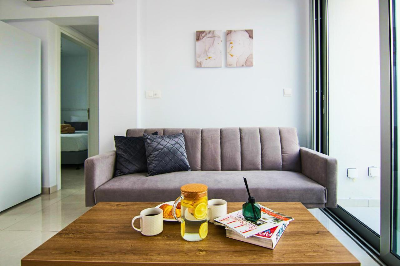 파포스 Phaedrus Living - Seaside Executive Flat Harbour 205 아파트 외부 사진